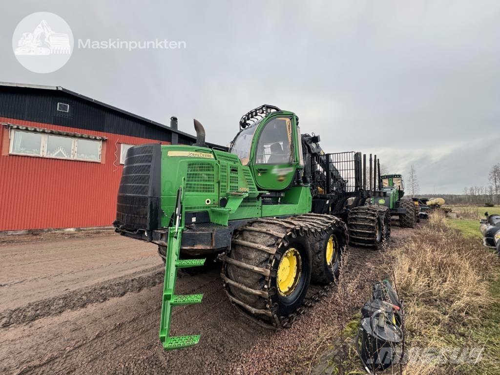 John Deere 1910 G Forwarders