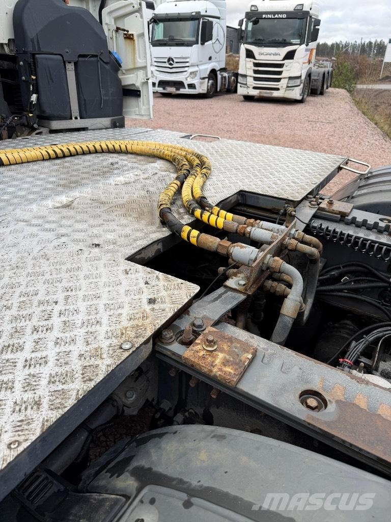 Volvo FH13 6x2 Prime Movers