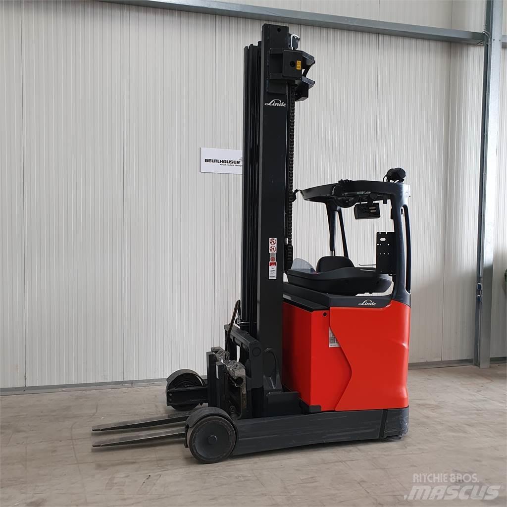 Linde R20 Reach truck