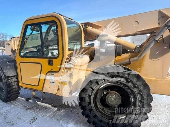 Pettibone 8044 Telescopic handlers
