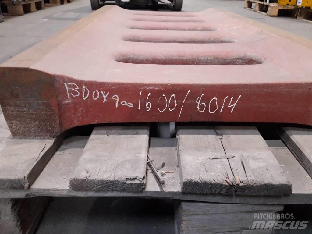 Pegson 1300x900 Crushers