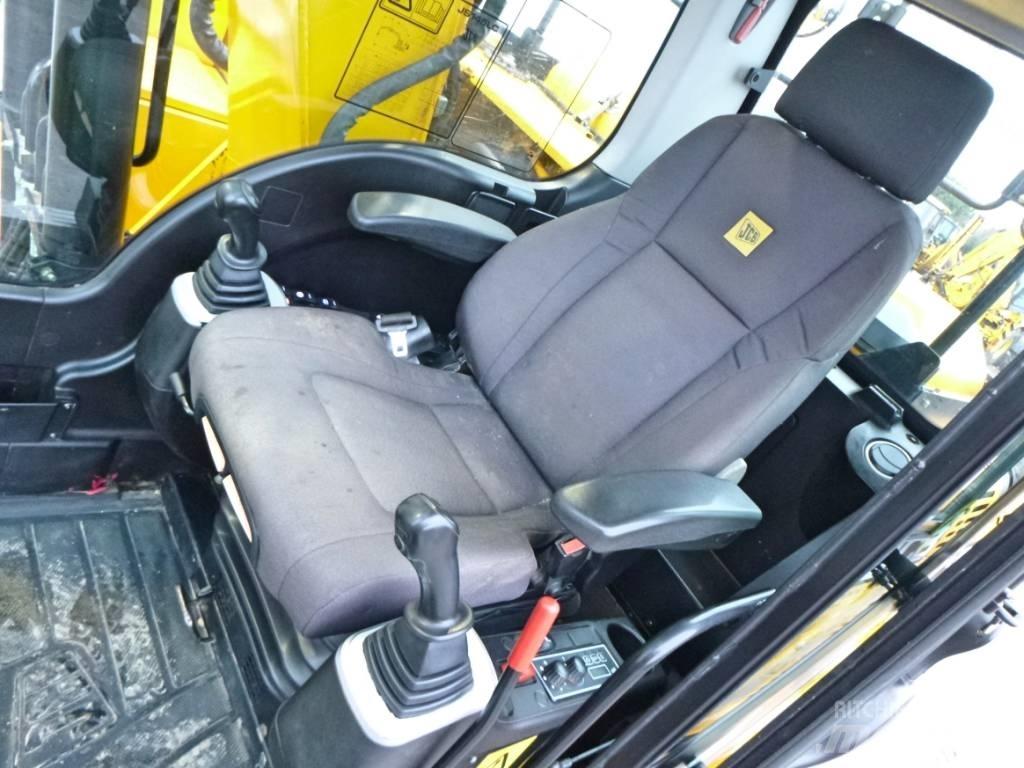 JCB JS 145 LC Crawler excavators
