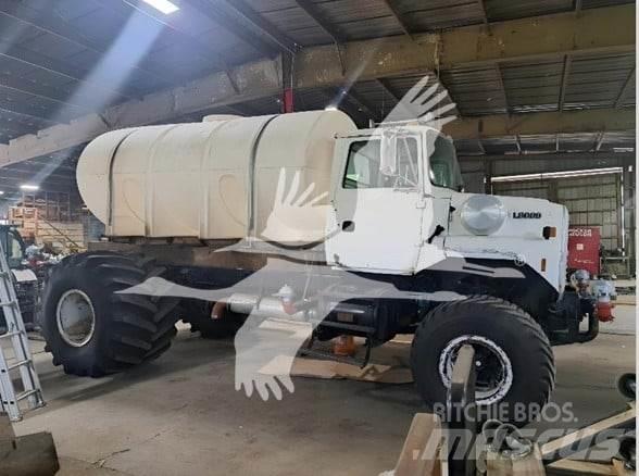 Ford 8000 Water bowser