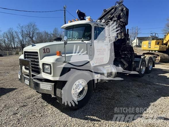 Mack RD688S Prime Movers