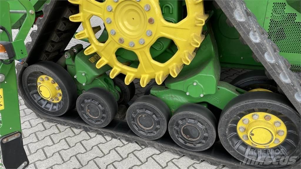 John Deere T660 Combine harvesters