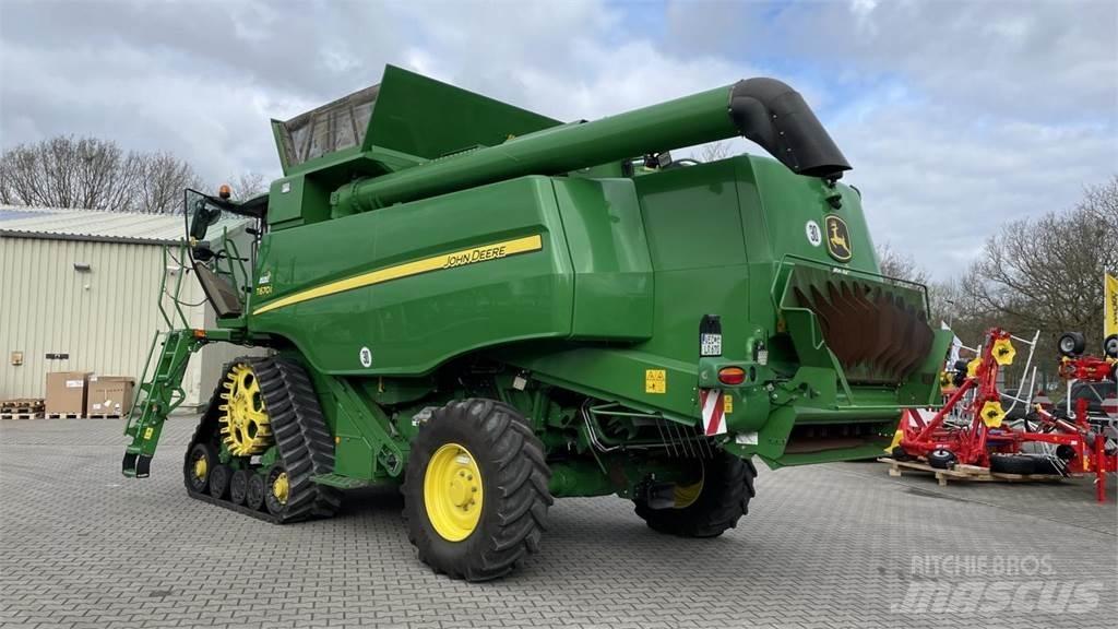 John Deere T660 Combine harvesters