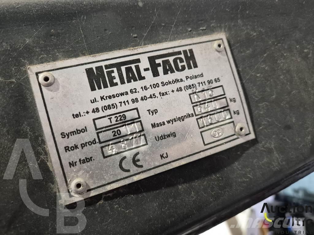Metal-Fach K15 Front loaders and diggers