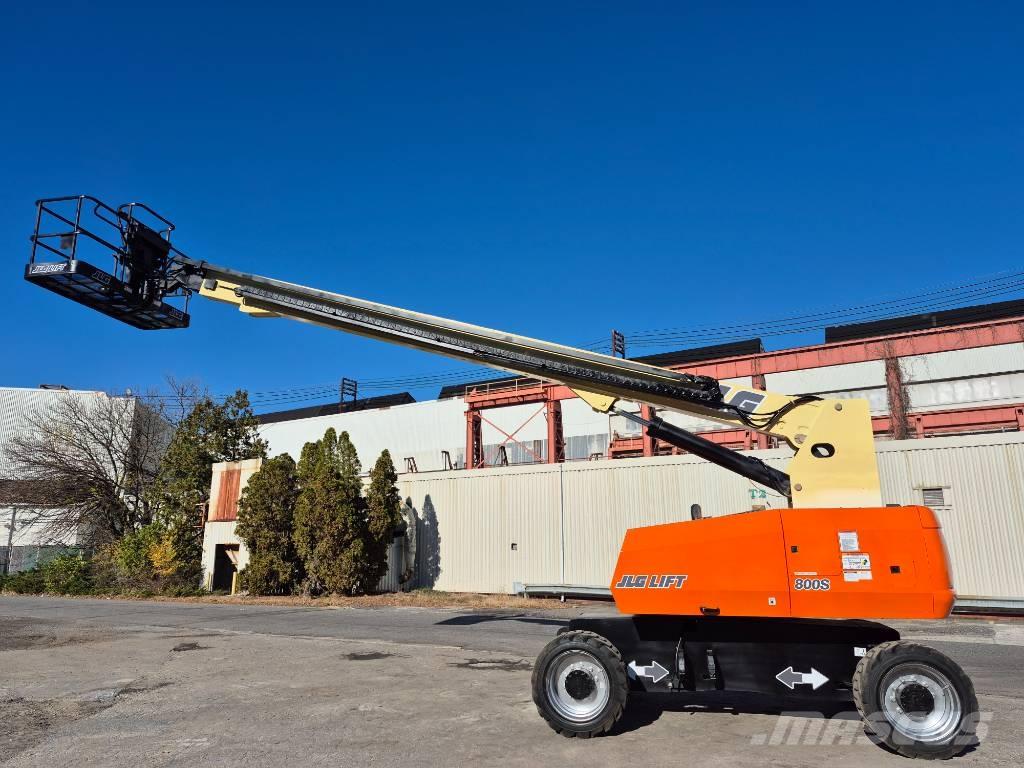 JLG 800 S Telescopic boom lifts