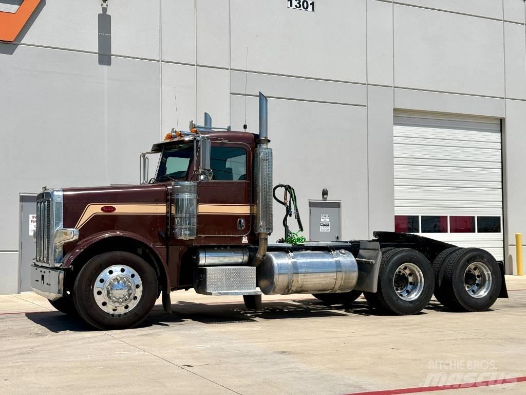 Peterbilt 379 Prime Movers