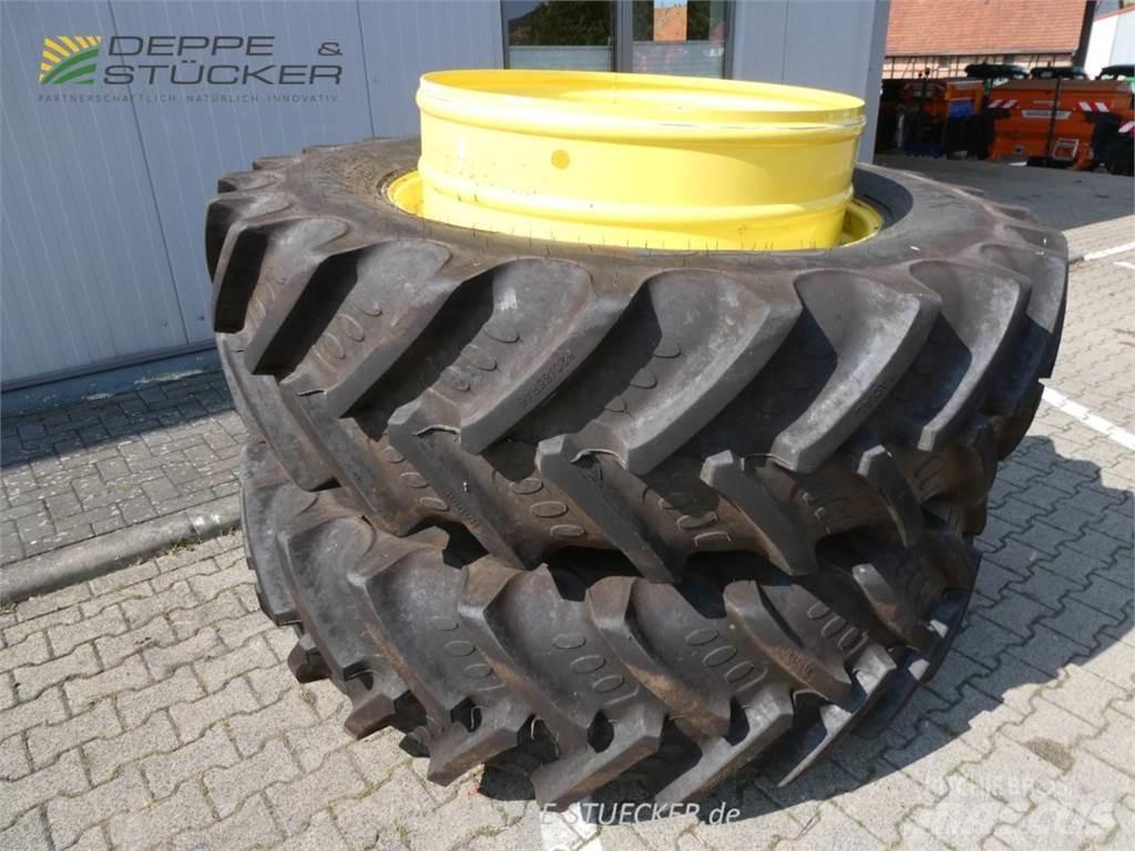 BKT AGRIMAX RT855 Farm machinery