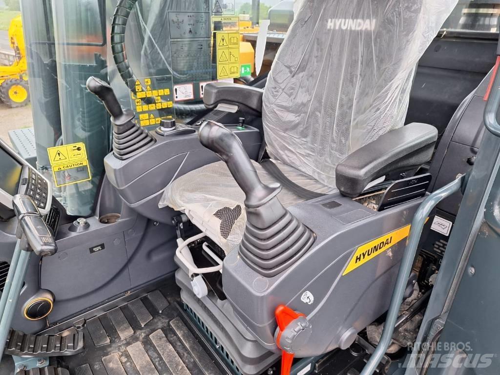 Hyundai HX210A L Crawler excavators