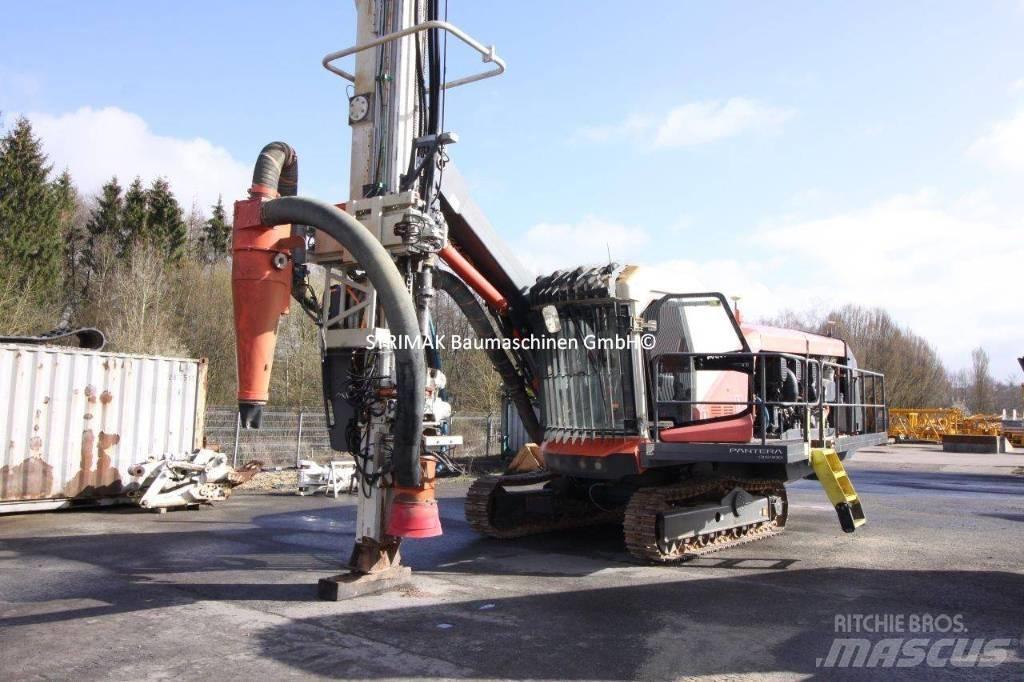 Sandvik DI 6400 Horizontal drilling rigs