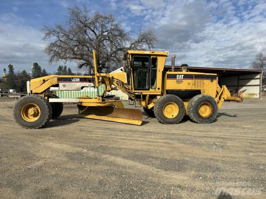 CAT 163H Graders