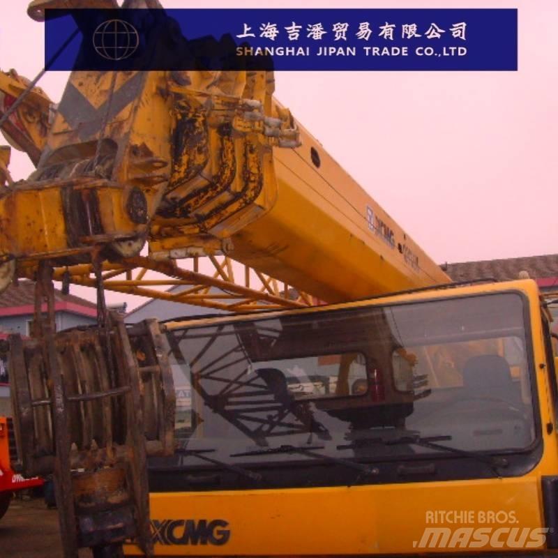 XCMG QY 25 All terrain cranes