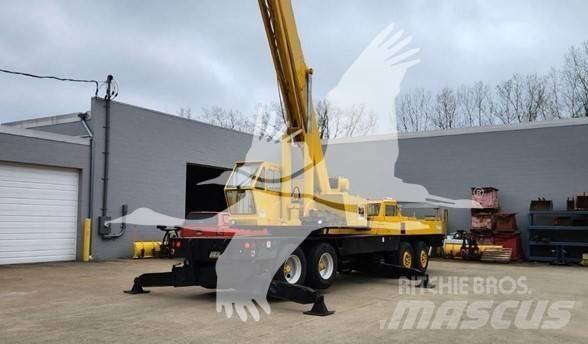 P&H T300A Truck mounted cranes