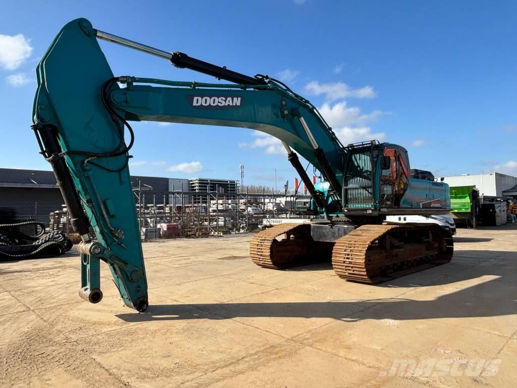 Doosan DX 480 LC Crawler excavators