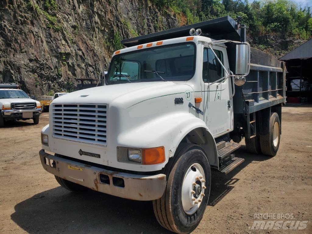 International 4990 Tipper trucks