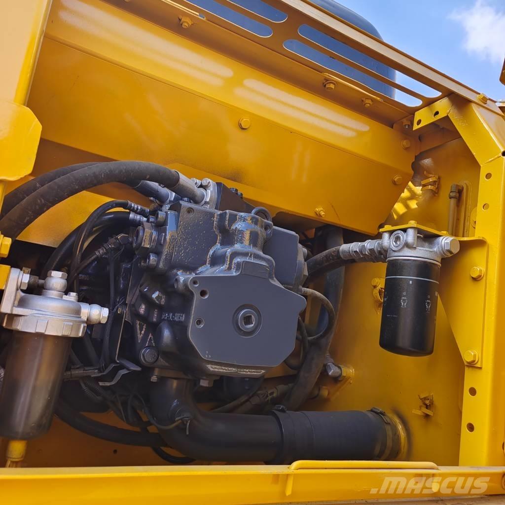 Komatsu PC 300 Crawler excavators