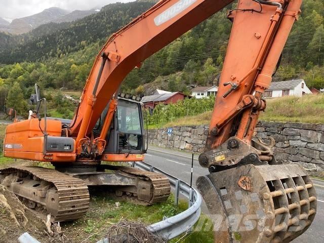 Doosan DX 225 LC-3 Crawler excavators