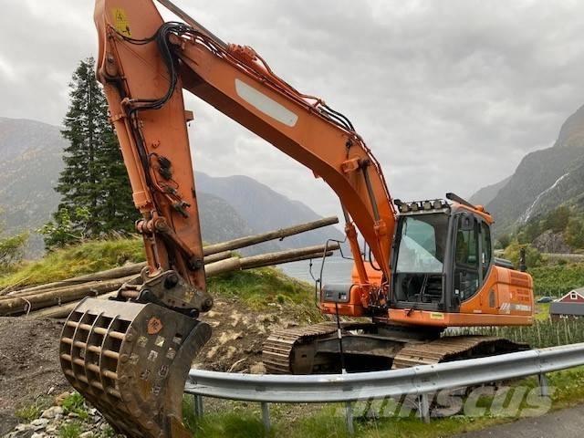 Doosan DX 225 LC-3 Crawler excavators