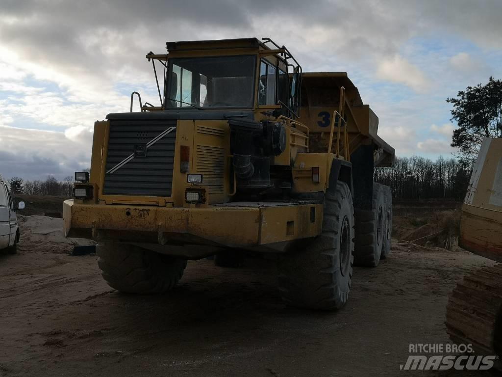 Volvo A 40 Articulated Haulers