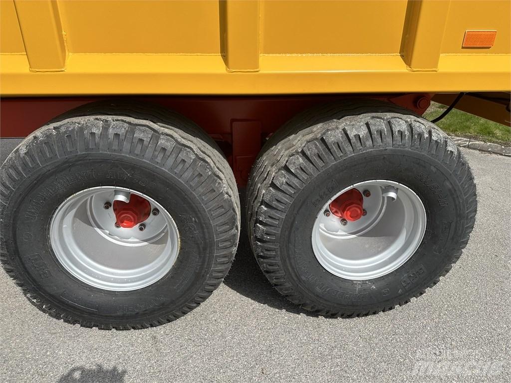 Möre T-041/K Tipper trucks