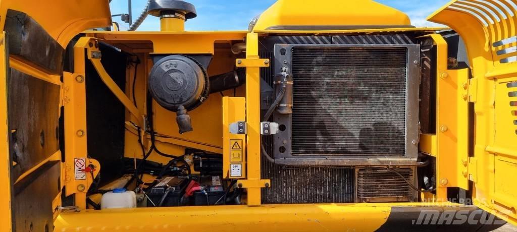 JCB JS 220 LC Crawler excavators