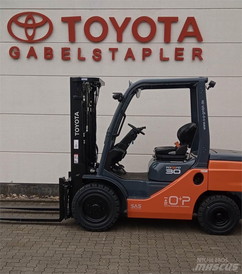 Toyota 52-8FDF30 Diesel trucks