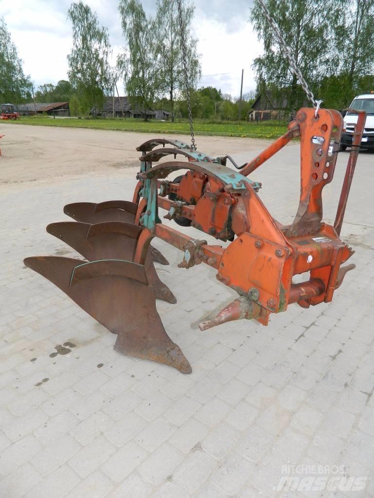 Kverneland 3 Ploughs