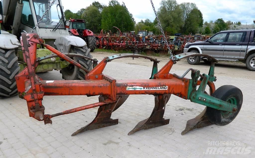 Kverneland 3 Ploughs