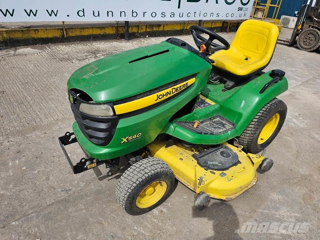John Deere X 540 Compact tractors