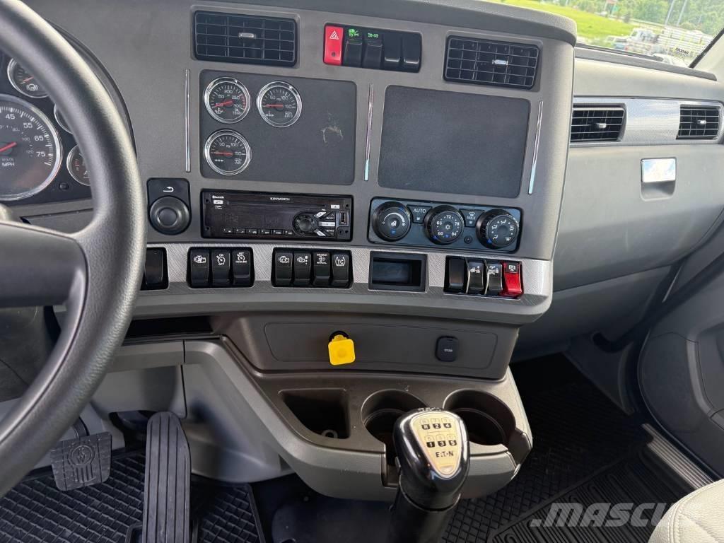 Kenworth T880 Recovery vehicles