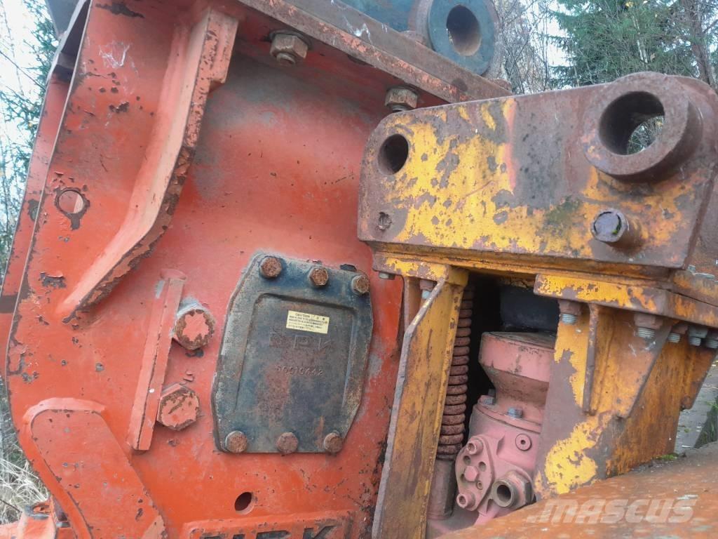 NPK E-216B Hammers / Breakers