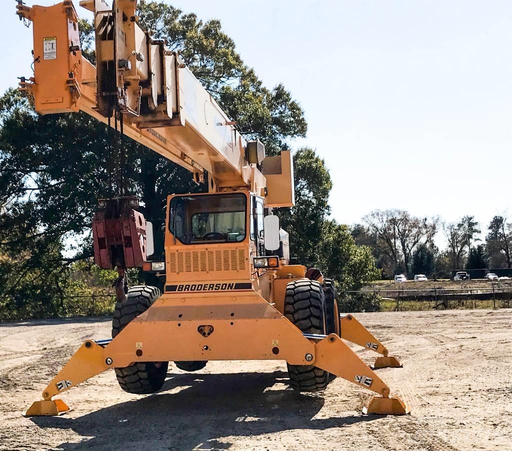 Broderson RT 300-2G Rough terrain cranes