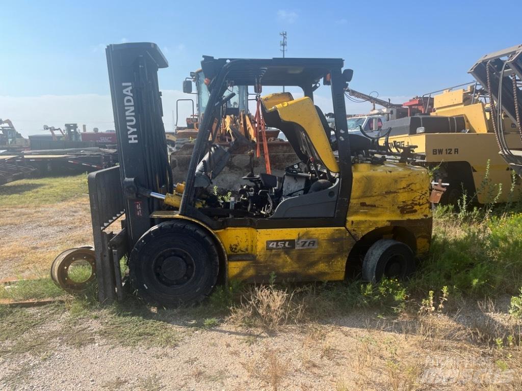 Hyundai 45 L-7 A Other