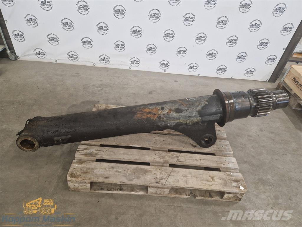 Komatsu 130F Loader cranes