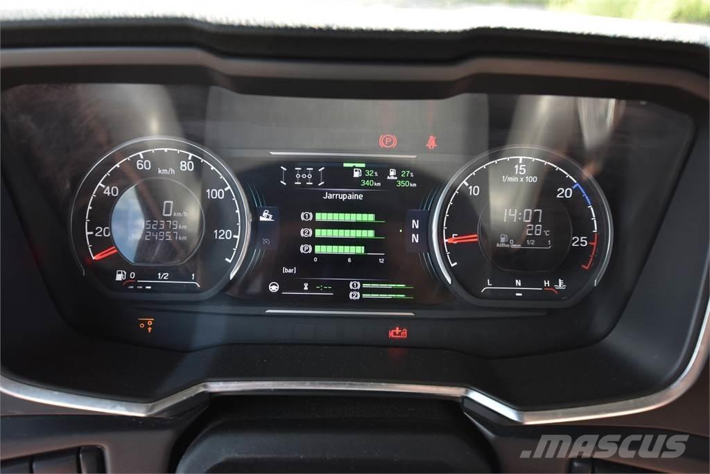 Scania G450 8X4 Truck mounted cranes