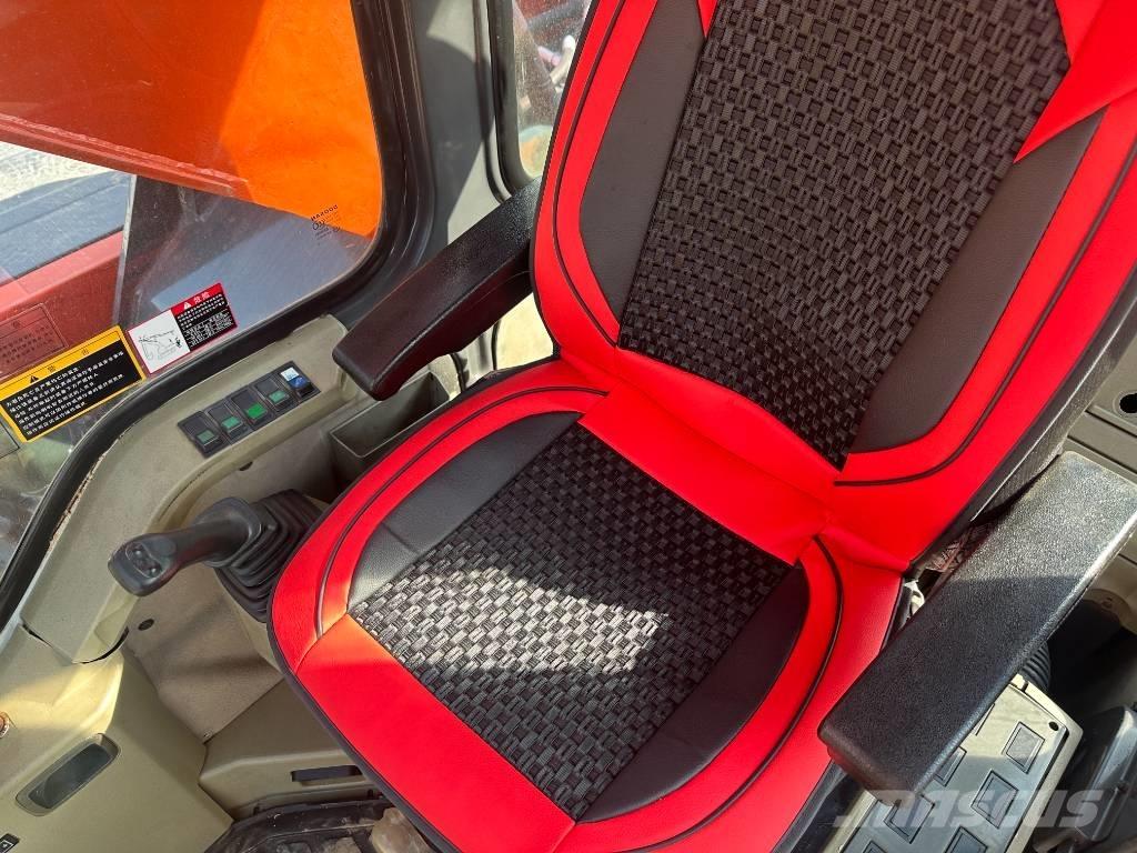 Doosan 300-7 Crawler excavators