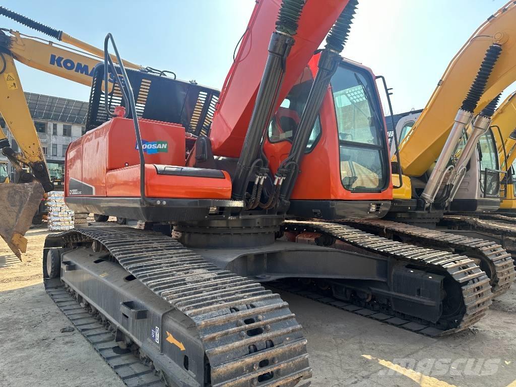 Doosan 300-7 Crawler excavators