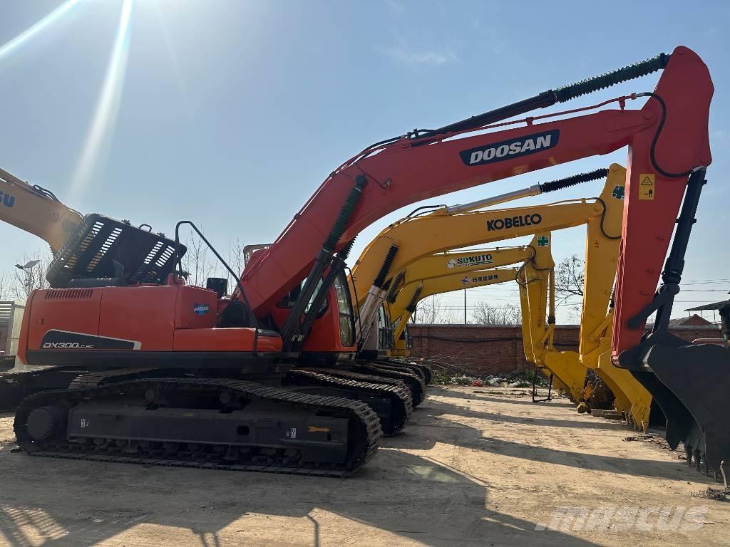 Doosan 300-7 Crawler excavators