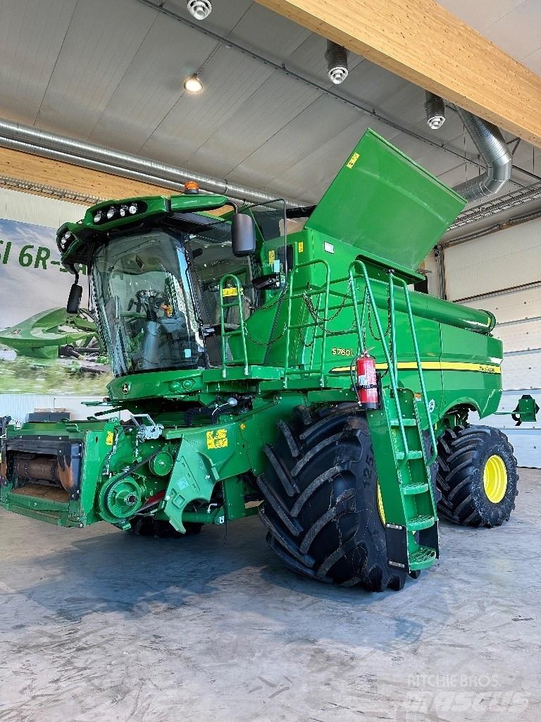 John Deere S760i Combine harvesters