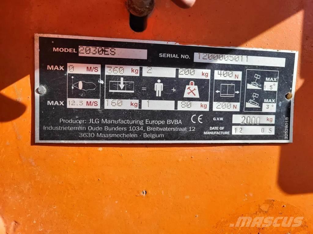 JLG 2030ES Scissor lifts