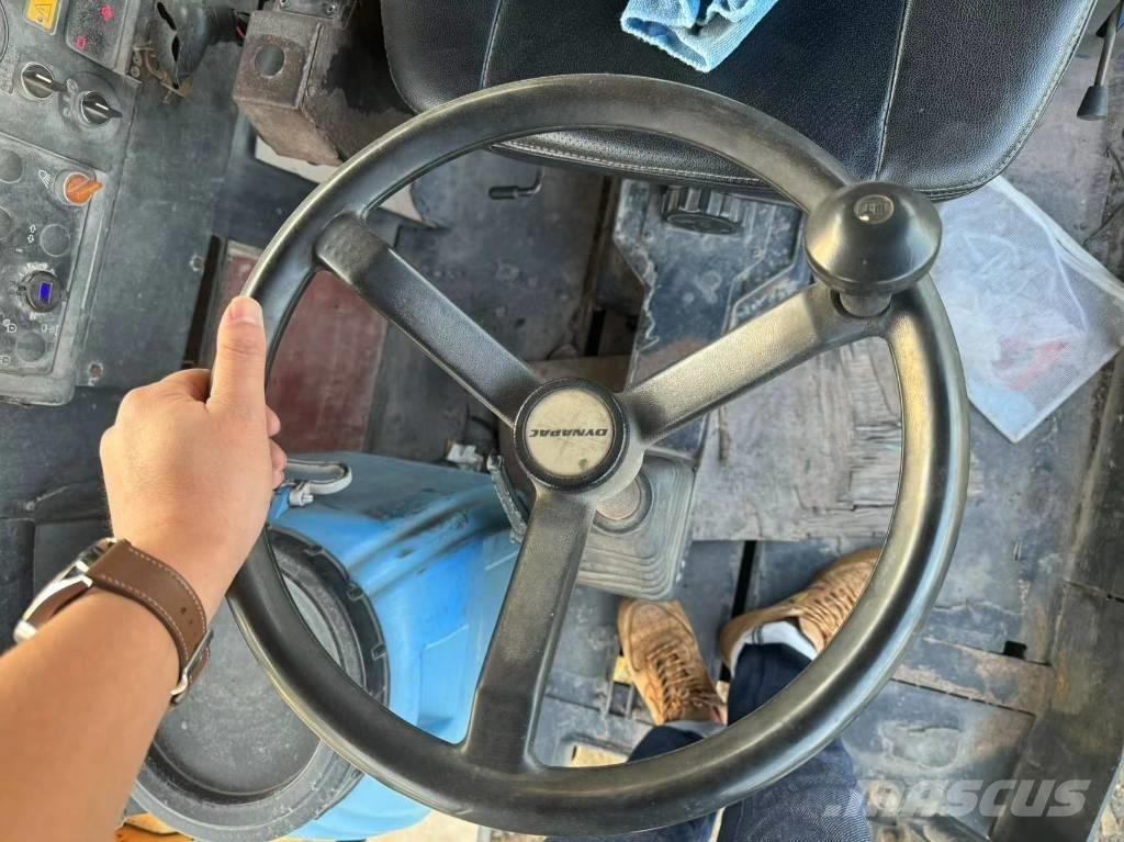 Dynapac CC422 Twin drum rollers