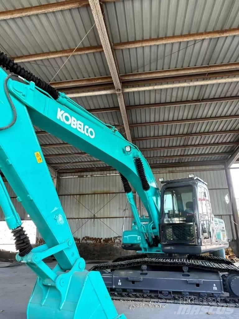 Kobelco SK200 Crawler excavators