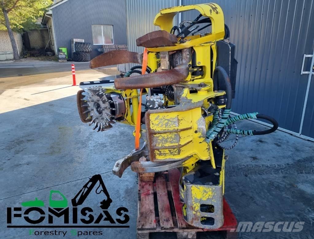 John Deere H 415 Harvester heads