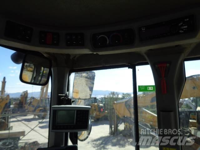 CAT 938M Wheel loaders