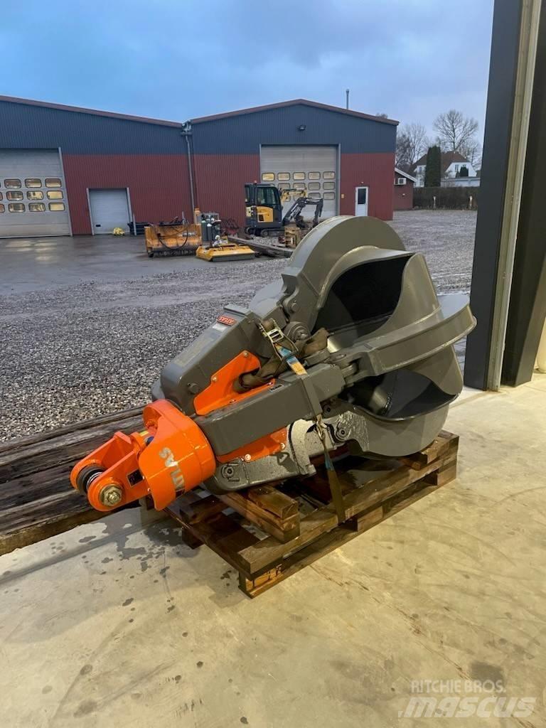 Atlas E752 Grapples
