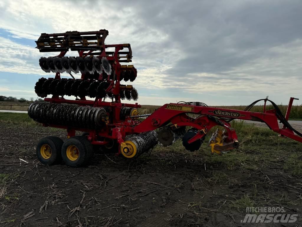 Väderstad Carrier650 Disc harrows