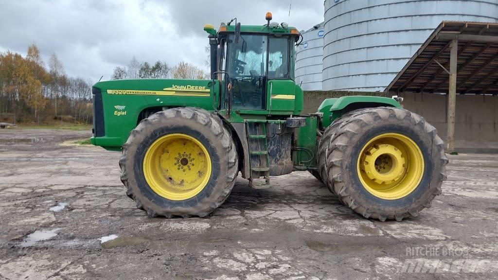 John Deere 9320 Tractors