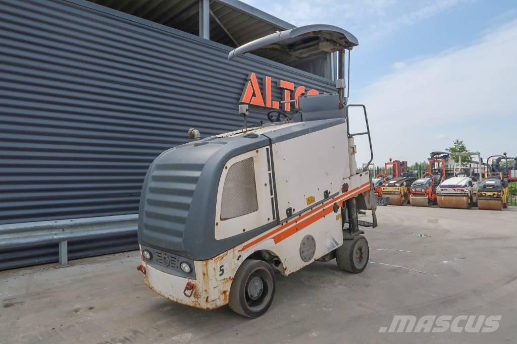 Wirtgen W 50 DC Asphalt cold milling machines